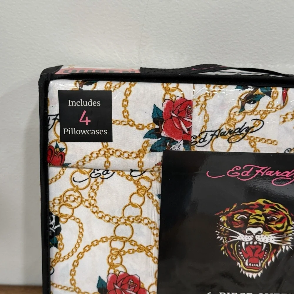 Ed Hardy Queen Sheet Set 6 Pieces White Skulls Roses Chains Hearts NEW